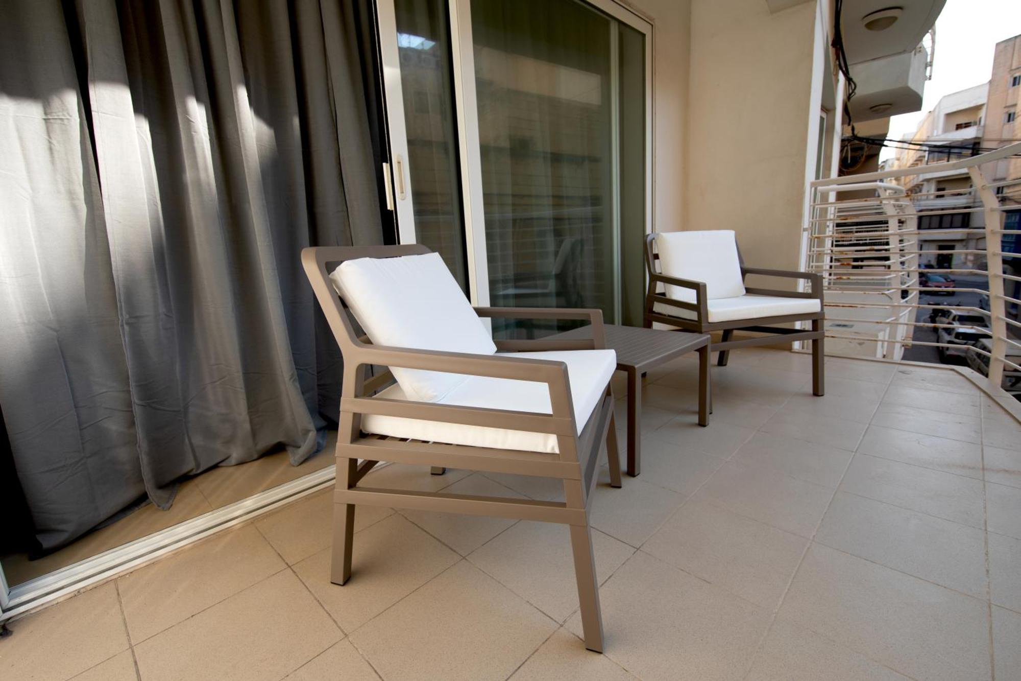 Apartment Brand New Listing Located Just Off Seafront *