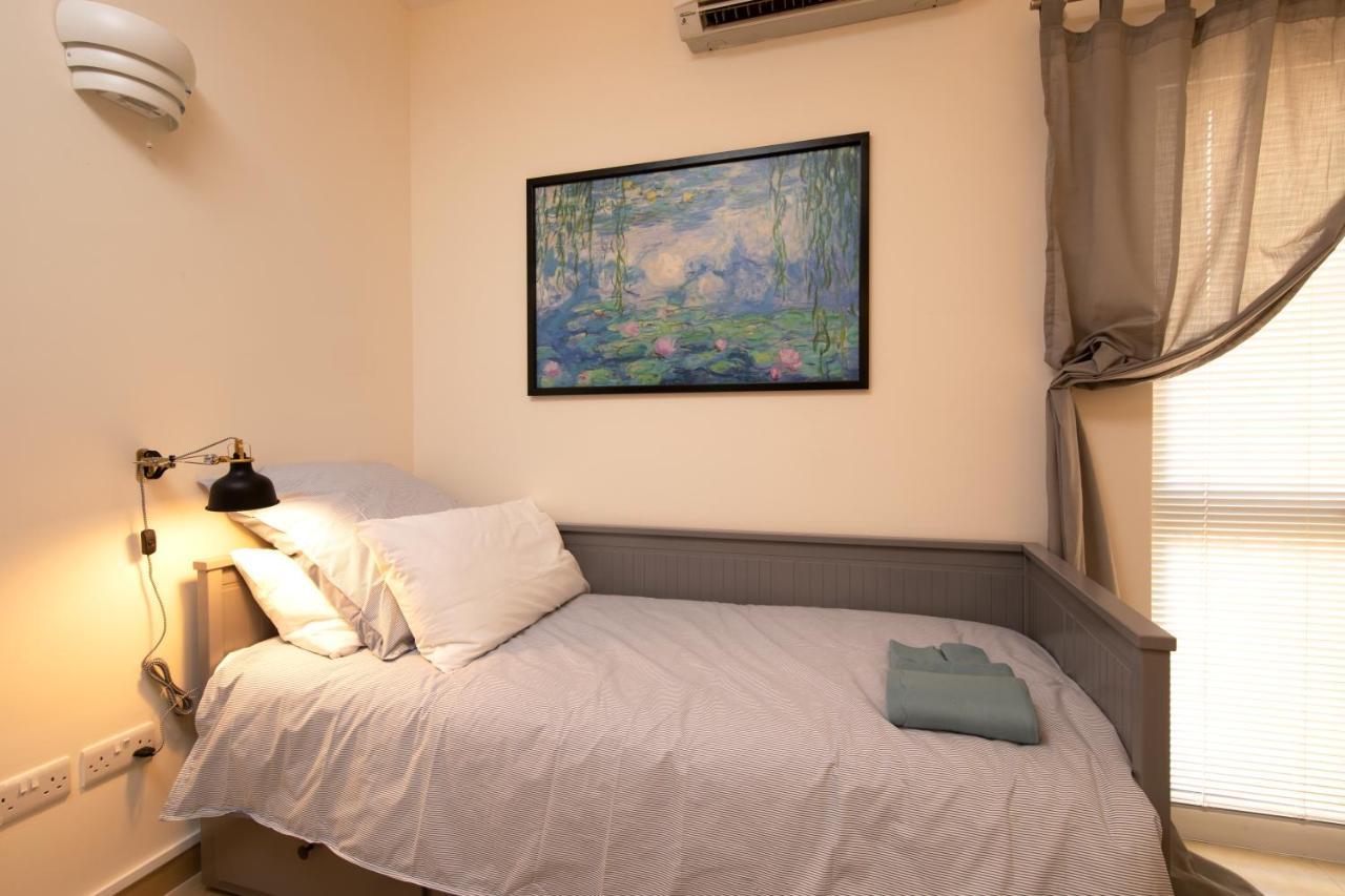 Brand New Listing Located Just Off Seafront Appartement Sliema